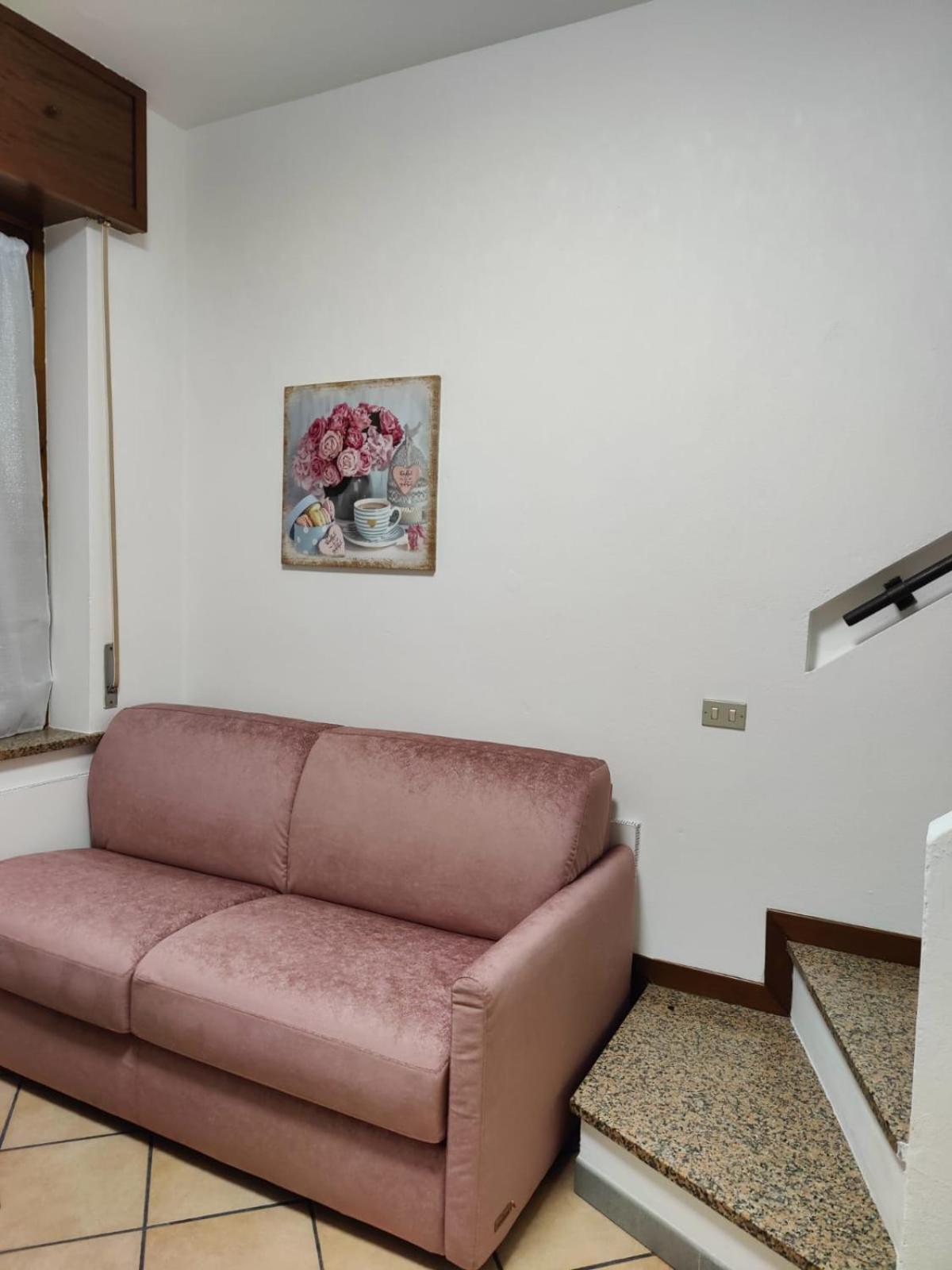 La Corte Di Cris Lacchiarella Ngoại thất bức ảnh